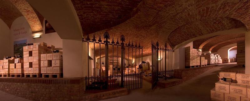 Albergo Dell'Agenzia Бра Экстерьер фото